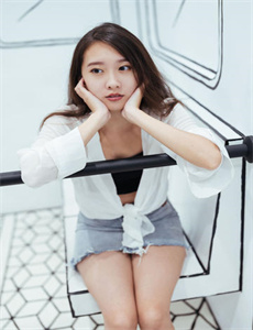《韩国性感美女图》