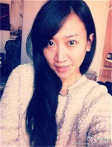 《丝缎女孩对谈》