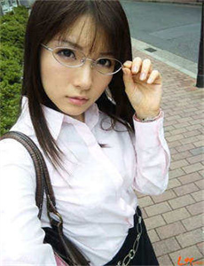 《2020美女视频黄频大全视频》