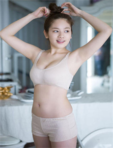 《美丽姑娘视频在线观看免费播放》