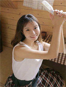 《美丽的姑娘电影免费播放》